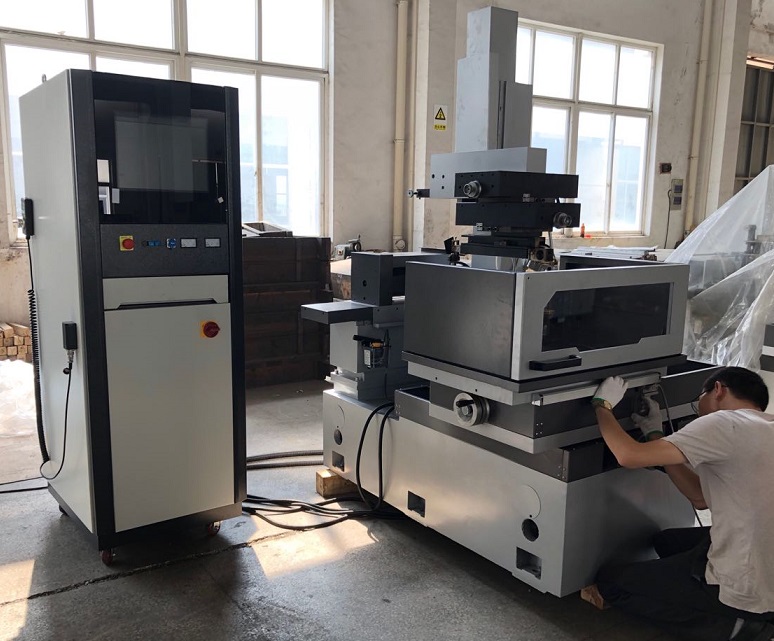 wire cut EDM machine before shipment